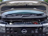 納車以降、お車のメンテナンスは自宅近所の日産サービス拠点にて承ります。専門の教育を受けたサービスフロント&メカニックが無料1ヶ月点検から法定/車検整備、万一の故障・不具合の修理まで全て担当いたします。