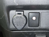 シガーソケット用の充電器が使用可能です!
