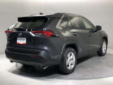 ご納車前にはエンジンオイル・オイルエレメント等を交換して、トヨタディーラーのエンジニアがしっかりと整備を致します。交換部品などに付いては、スタッフまでお尋ねください。