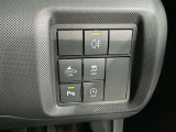 コーナーセンサーを車の前後に装備。障害物までの距離に応じて警告音を変えてお知らせ。縦列駐車時や駐車場・車庫などでの取り回しをサポートします。詳細は販売店スタッフまでおたずねください。