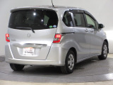 ボディクリーニング後、愛車をピカピカの状態へ保護するコーティング「ブライトパック」がおススメです!水垢がつきにくく、手入れがしやすくなりますよ!いつも愛車をきれいにしておきたい方におススメです。