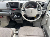 この度は、弊社のお車をご覧頂き誠にありがとうございます。お車の状態や、装備の詳細はご連絡ください。担当者がご案内させていただきます。