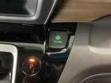 ★ECONスイッチ★ エコドライブを加速しよう!スイッチをONにすると、運転の仕方によるロスを抑え込み燃費をよくするようクルマが頑張ります(*^ー^*)燃費向上にチャレンジ♪