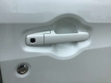 これは、便利!!アドバンストキー これをバックに入れておけばドアの施錠やエンジン始動が出来るんです。鍵を探さなくてもいいんです☆