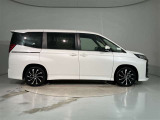 ウェインズトヨタ神奈川は現車確認と店頭納車可能なお客様へ販売をさせて頂きます