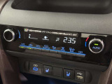 オートエアコンで快適な室内です。