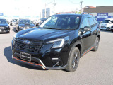SUBARUふれあいフォローシステム。定期的な点検・整備とそのご連絡を差し上げる、アフターフォローシステム。まず納車1ヶ月目に点検・整備を行ない、その後6ヶ月ごとのセーフティチェック、12ヶ月法定