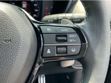 Hondaセンシングの機能のひとつ、アダプティブクルーズコントロール付!アクセルから足を離しても設定したスピードと前車との車間を保ち走行してくれます!車線維持もアシスト☆高速道路で疲労軽減ですね☆