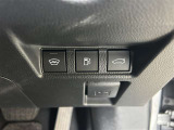 寒冷地仕様なので、ウィンドウデアイサーを装備しております。