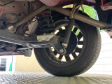 お車を安心してお乗りいただく為には、足回りの定期点検が欠かせません。サービスサポート(有償保証)では無料点検もご提供しており、安心のカーライフをお過ごしいただけるサポート体制が整っています。