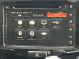 お気に入りの音楽を最高の音質で楽しめます。ラジオやCDはもちろん、外部機器との接続も可能。快適な車内空間を演出します。