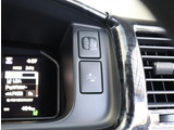 『1台』のお車に対して、こだわって仕入れを行っております。オプション装備装着車となります!