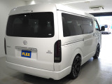 【新車/ファインテックツアラー/2WD/2.7Lガソリン】ダイヤキルトシートカバー【全国納車可能】
