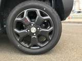 タイヤの状態を確認できます。