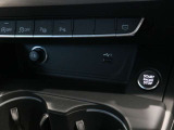 ご契約からご納車、そしてアフターフォローまで。AAA横浜青葉の専任スタッフは、お客様のAudiライフをきめ細かくサポートさせて頂きます。