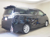 走りにこだわりながら収納力も持ち合わせたお車です。荷物を載せて軽快なドライブを楽しめますよ♪