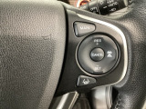 【アダプティブ・クルーズ・コントロール】予め設定した車速内でクルマが自動的に加減速。 前走車との適切な車間距離を維持しながら追従走行し、高速道路でのドライバーの疲労を軽減してくれる嬉しい機能付♪