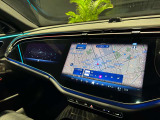 バックカメラにより駐車時の後方確認も楽にできます。