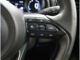 【レーダークルーズコントロール】車速に応じた車間距離を保ちながら、追従走行を支援します。