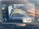 【バックカメラ】ナビ画面に後方映像を映し出し安全を確保!死角になる箇所もしっかり確認できるので運転に不安な方でも安心してお乗りいただけます。