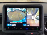 後方確認はバックカメラにお任せ♪後退時に便利で、駐車が楽になります♪