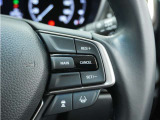 ◆アダプティブクルーズコントロール◆予め設定した車速内でクルマが自動的に加減速。前走車との適切な車間距離を維持しながら追従走行します。【LKAS】車線維持支援システムでステアリング操作を支援。