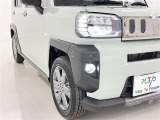 フォグランプ装着車です。暗い夜道の車両前方を明るく照らします