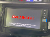 【純正ナビ】人気の純正ナビを装備しております。ナビの使いやすさはもちろん、オーディオ機能も充実!キャンプや旅行はもちろん、通勤や買い物など普段のドライブも楽しくなるはず♪