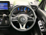 【ステアリングスイッチ】運転中、前方から目線をそらすことなく、オーディオ等の操作が可能な便利機能!安心&快適なドライブを演出してくれます♪
