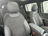 中古車だけではなく、新車も多岐にわたり、正規輸入車販売を行っております。全国選りすぐりの仕入ネットワークの中からあなたにピッタリのお車を探します!