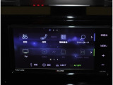 TV(フルセグ)、CD、DVD、Bluetooth機能も搭載しています。