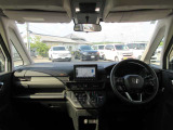 視界が良好でどなたでも運転がしやすいのでお勧めです!!