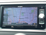 【ナビゲーション】目的地までしっかり案内してくれる使いやすいナビ。Bluetooth接続すればお持ちのスマホやMP3プレイヤーの音楽を再生可能!毎日の運転がさらに楽しくなります!!