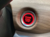 プッシュスタート式です。キーをカバンから出さずにエンジン始動が可能です。