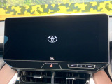 【12.3インチワイドナビ】高級感とインパクトのある大型ワイドナビを装備。各種オーディオ操作はもちろん、横長ワイド画面でのマップ2分割表示など、利便性も高いナビです♪