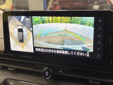【アラウンドビューモニター】専用のカメラにより、上から見下ろしたような視点で360度クルマの周囲を確認することができます☆死角部分も確認しやすく、狭い場所での切り返しや駐車もスムーズに行えます。