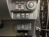 運転席周辺にある各種スイッチ画像です。