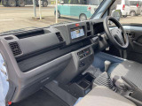 シンプルで扱いやすい車両です。