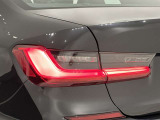 BMW伝統のL字型テールライト