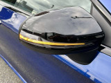 納車前整備は、検査ライン等の施設が充実した当店3階の指定工場で入念に行います。メルセデス・ベンツの定める厳しい基準をクリアしたお車のみをご案内させて頂きます。
