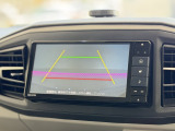 駐車時に便利なバックカメラを装備しています。