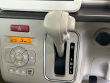 とてもキレイな状態のシフトレバーです。ぜひ一度お客様の目で確認してください。