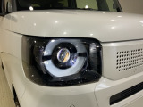 LEDヘッドライトで夜道も安心!
