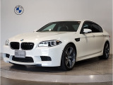 BMW M5が入庫いたしました!!ボディーカラーは、アルピンホワイトのお車です!!