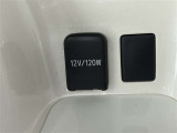 シガーソケット用の充電器が使用可能です!