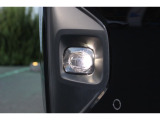 LEDフォグライトで足元の明るさを確保します。