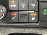 【シートヒーター】寒い日に重宝するシートヒーター!エアコンより早く温まってくれるので寒がりの人も安心ですね♪エアコンの温風は乾燥するから苦手、という方にもをおすすめです。