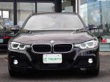 BMW在庫保有台数常時100台以上!ご来店の際はBMW本店(厚木市下荻野140-1)にご来店ください!弊社自慢の全天候型ショールーム!BMW在庫保有台数常時100台以上ございます!