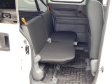 お車をお探しのお客様、ご購入までの流れや疑問点など一つ一つ丁寧にご説明させていただきます。 お客様にご納得頂ける一台を一緒にお探しさせて頂ますので、当店へ是非お越しください!