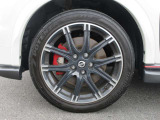 NISMO専用18インチアルミホイール